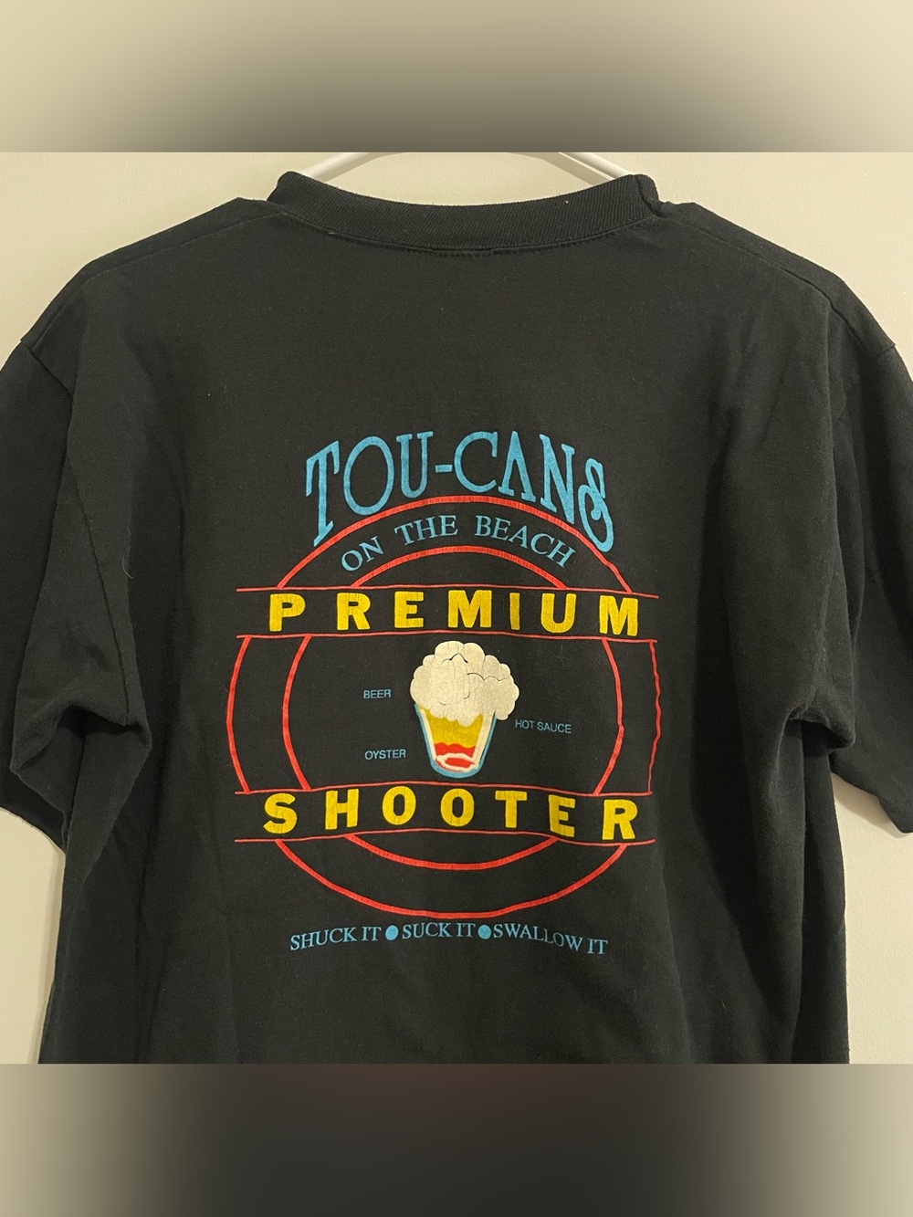 Vintage 90s Dirty Bar Graphic Tou-Cans Graphic Tee Sex Premium Shooter Size L